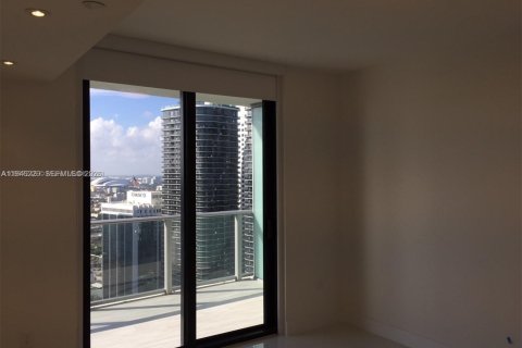 Снять в аренду кондоминиум в Майами, Флорида 2 спальни, 95.5м2, № 2002574 - фото 11