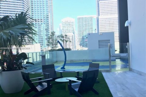 Снять в аренду кондоминиум в Майами, Флорида 2 спальни, 95.5м2, № 2002574 - фото 25