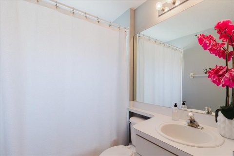 Casa en venta en New Port Richey, Florida, 4 dormitorios, 171.87 m2 № 1580442 - foto 16