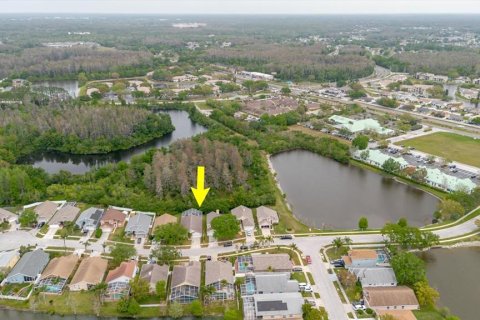 House in New Port Richey, Florida 4 bedrooms, 171.87 sq.m. № 1580442 - photo 6