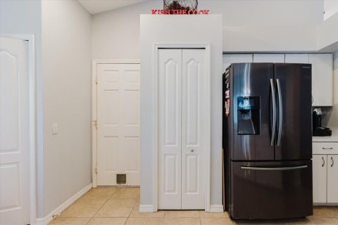 Casa en venta en New Port Richey, Florida, 4 dormitorios, 171.87 m2 № 1580442 - foto 24
