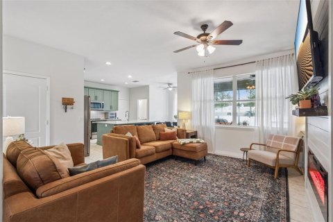 Villa ou maison à vendre à Kissimmee, Floride: 4 chambres, 247.86 m2 № 2407127 - photo 8
