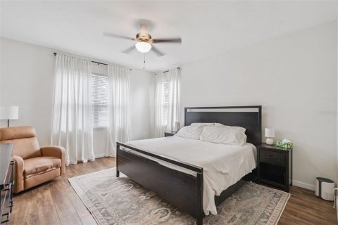 Villa ou maison à vendre à Kissimmee, Floride: 4 chambres, 247.86 m2 № 2407127 - photo 20