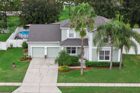 Villa ou maison à vendre à Kissimmee, Floride: 4 chambres, 247.86 m2 № 2407127 - photo 2