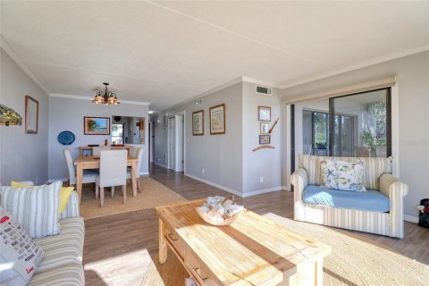 Copropriété à vendre à Clearwater, Floride: 2 chambres, 111.39 m2 № 1571559 - photo 14