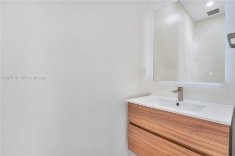 Adosado en venta en Miramar, Florida, 3 dormitorios, 153.29 m2 № 2040021 - foto 12