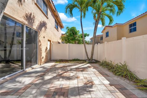 Adosado en venta en Miramar, Florida, 3 dormitorios, 153.29 m2 № 2040021 - foto 19