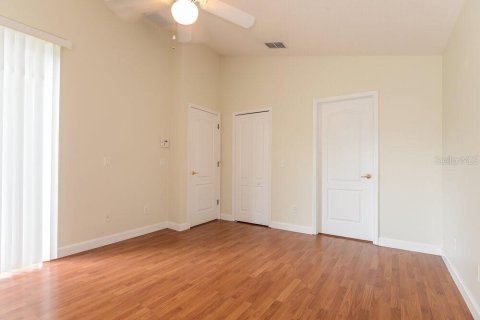 House in Wesley Chapel, Florida 4 bedrooms, 168.15 sq.m. № 1905132 - photo 9