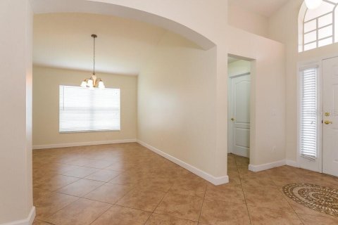 House in Wesley Chapel, Florida 4 bedrooms, 168.15 sq.m. № 1905132 - photo 3