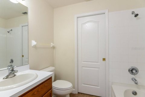House in Wesley Chapel, Florida 4 bedrooms, 168.15 sq.m. № 1905132 - photo 10