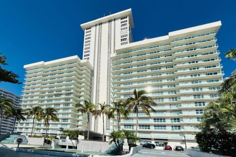 Condo in Fort Lauderdale, Florida, 1 bedroom  № 2269196