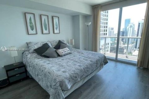 Condo in Miami, Florida, 1 bedroom  № 1947174 - photo 5