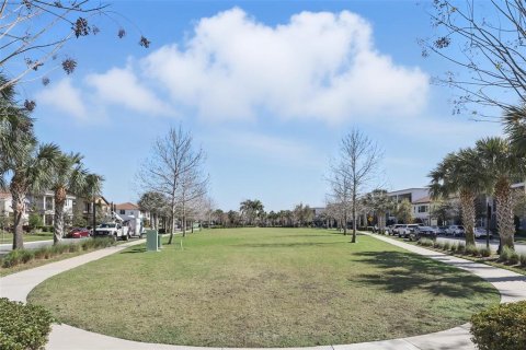 Adosado en alquiler en Orlando, Florida, 3 dormitorios, 198.81 m2 № 1856073 - foto 3