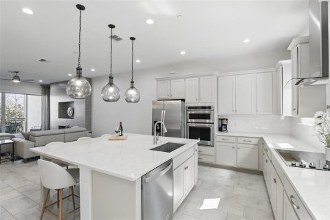 Adosado en alquiler en Orlando, Florida, 3 dormitorios, 198.81 m2 № 1856073 - foto 14