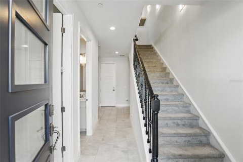 Adosado en alquiler en Orlando, Florida, 3 dormitorios, 198.81 m2 № 1856073 - foto 5