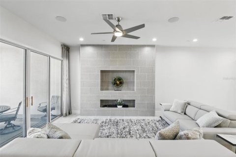 Adosado en alquiler en Orlando, Florida, 3 dormitorios, 198.81 m2 № 1856073 - foto 9