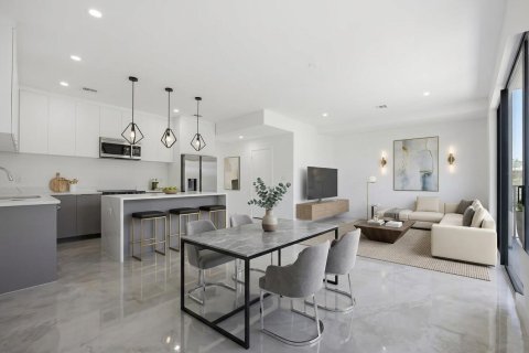 Adosado en venta en Pompano Beach, Florida, 2 dormitorios, 143.44 m2 № 2190095 - foto 13