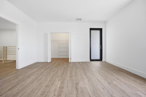 Adosado en venta en Pompano Beach, Florida, 2 dormitorios, 143.44 m2 № 2190095 - foto 17