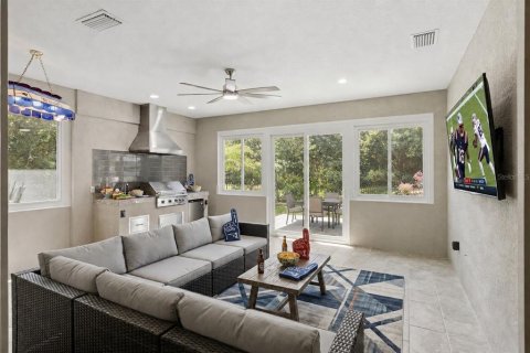 Villa ou maison à vendre à Clermont, Floride: 2 chambres, 201.78 m2 № 2298487 - photo 14