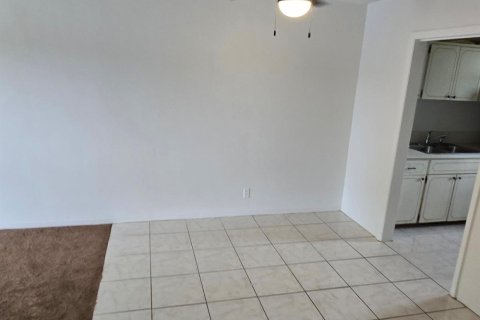 Condo in Plantation, Florida, 2 bedrooms  № 2172916 - photo 3