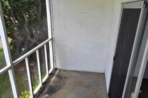 Condo in Plantation, Florida, 2 bedrooms  № 2172916 - photo 8