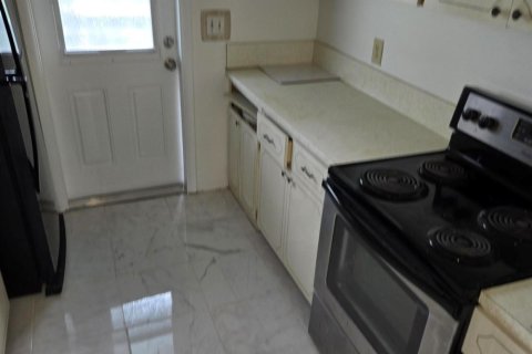 Condo in Plantation, Florida, 2 bedrooms  № 2172916 - photo 6