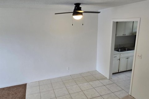 Condo in Plantation, Florida, 2 bedrooms  № 2172916 - photo 4