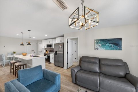 Villa ou maison à louer à Port Charlotte, Floride: 3 chambres, 117.99 m2 № 2214427 - photo 25