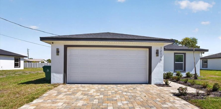 Villa ou maison à Port Charlotte, Floride 3 chambres, 117.99 m2 № 2214427