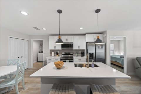 Villa ou maison à louer à Port Charlotte, Floride: 3 chambres, 117.99 m2 № 2214427 - photo 21