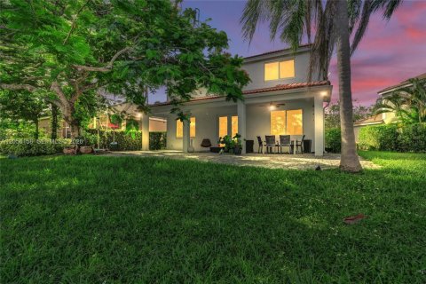 Villa ou maison à vendre à Weston, Floride: 5 chambres, 230.4 m2 № 2246444 - photo 2