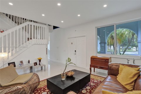 Villa ou maison à vendre à Weston, Floride: 5 chambres, 230.4 m2 № 2246444 - photo 15