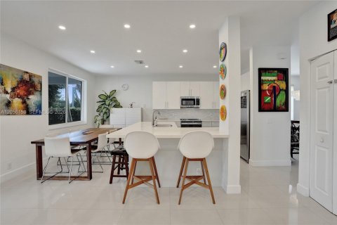 Villa ou maison à vendre à Weston, Floride: 5 chambres, 230.4 m2 № 2246444 - photo 24