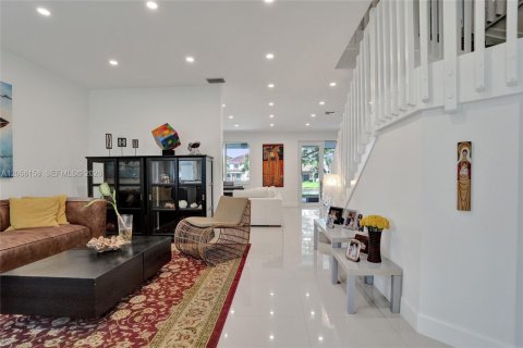 Villa ou maison à vendre à Weston, Floride: 5 chambres, 230.4 m2 № 2246444 - photo 13