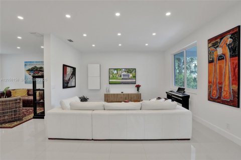 Villa ou maison à vendre à Weston, Floride: 5 chambres, 230.4 m2 № 2246444 - photo 22