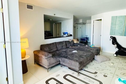 Condominio en venta en Miami Beach, Florida, 2 dormitorios, 127.09 m2 № 1849237 - foto 4