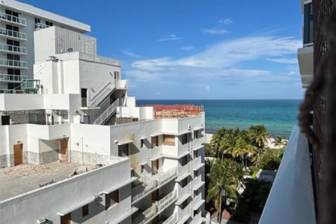 Condominio en venta en Miami Beach, Florida, 2 dormitorios, 127.09 m2 № 1849237 - foto 3