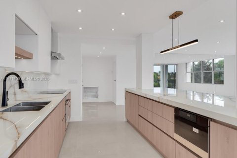 Condominio en venta en Miami Beach, Florida, 2 dormitorios, 170.01 m2 № 1999728 - foto 9