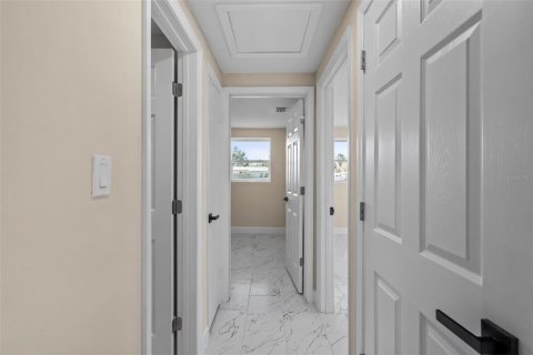 Villa ou maison à vendre à Bradenton, Floride: 4 chambres, 177.63 m2 № 2310770 - photo 13