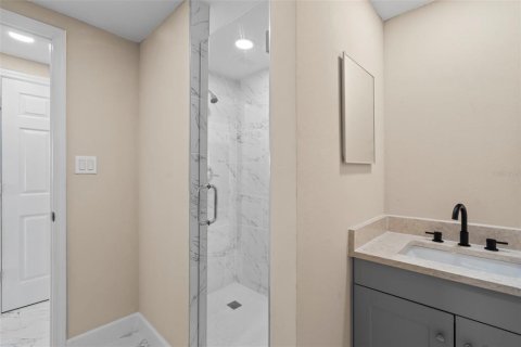 Villa ou maison à vendre à Bradenton, Floride: 4 chambres, 177.63 m2 № 2310770 - photo 15
