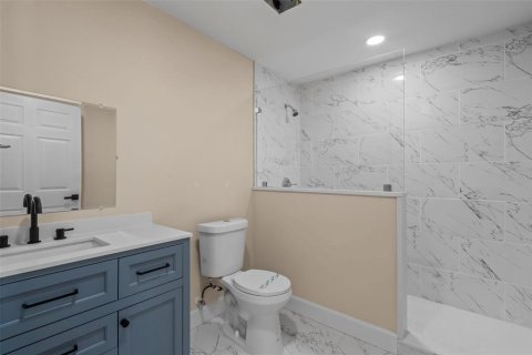 Villa ou maison à vendre à Bradenton, Floride: 4 chambres, 177.63 m2 № 2310770 - photo 24