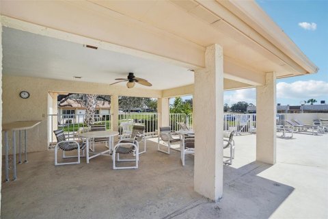 Condo in Port Richey, Florida, 2 bedrooms  № 2141951 - photo 30