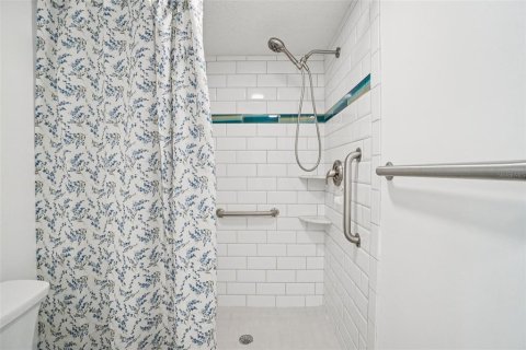 Condo in Port Richey, Florida, 2 bedrooms  № 2141951 - photo 22
