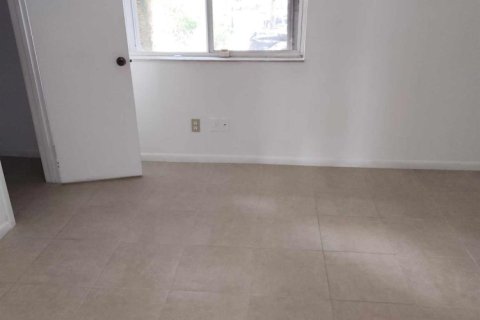 Condominio en alquiler en Plantation, Florida, 2 dormitorios, 101.91 m2 № 945108 - foto 1
