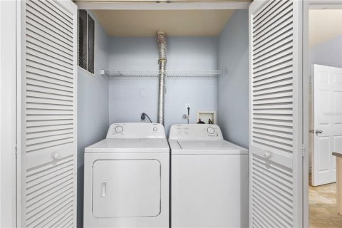 Copropriété à louer à Orlando, Floride: 2 chambres, 100.06 m2 № 1776986 - photo 18