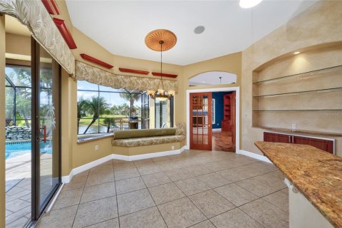 House in Rotonda, Florida 3 bedrooms, 233.56 sq.m. № 2141486 - photo 11