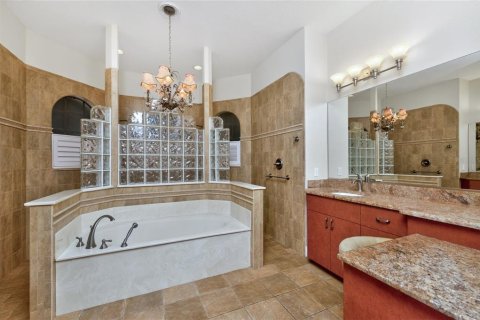 House in Rotonda, Florida 3 bedrooms, 233.56 sq.m. № 2141486 - photo 30