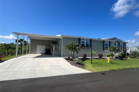 Apartment in Lake Suzy, Florida 3 bedrooms, 135.27 sq.m. № 1722566 - photo 1