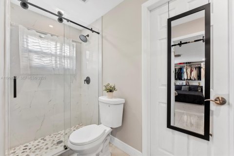 House in Lake Worth, Florida 3 bedrooms № 2031789 - photo 20