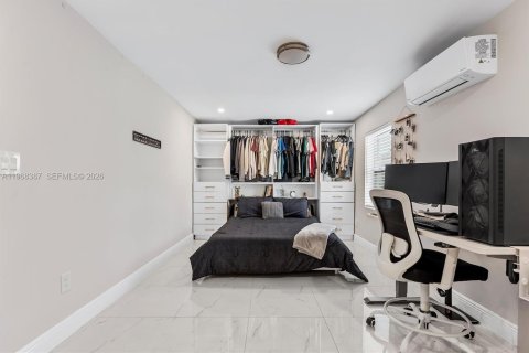 House in Lake Worth, Florida 3 bedrooms № 2031789 - photo 17